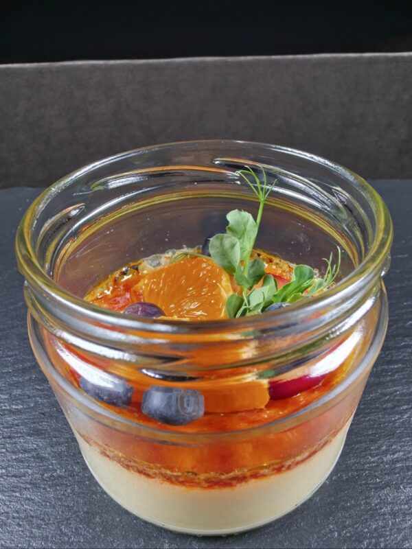 Creme brulee burciņā