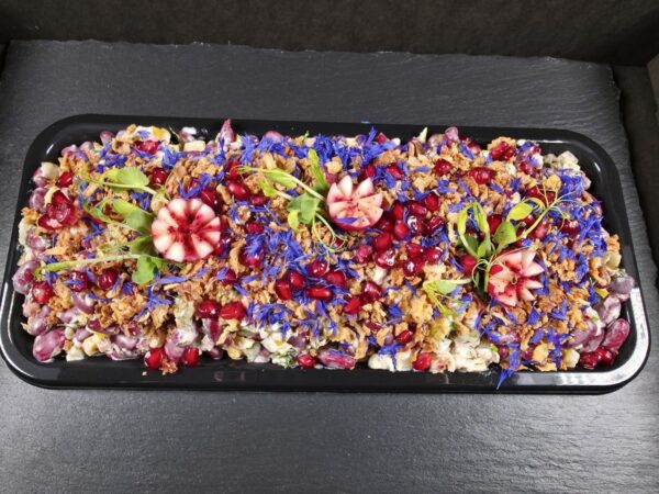 Pupiņu salāti ar kūpinātu gaļu un karamelizētiem sīpoliem (1 kg) - Image 3