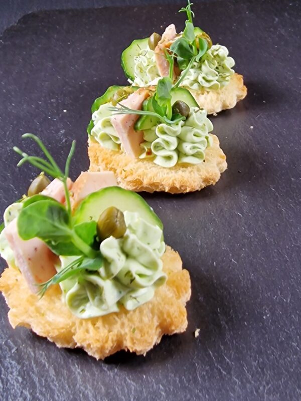 Brušeta ar pesto krēmu grilētu vistu - Image 2