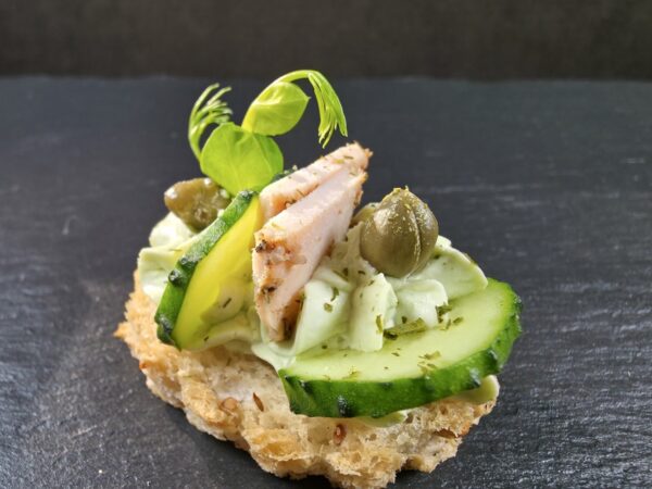 Brušeta ar pesto krēmu grilētu vistu - Image 3
