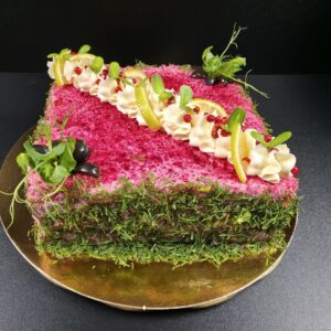 Tunča torte ar olu un krabju krēmu