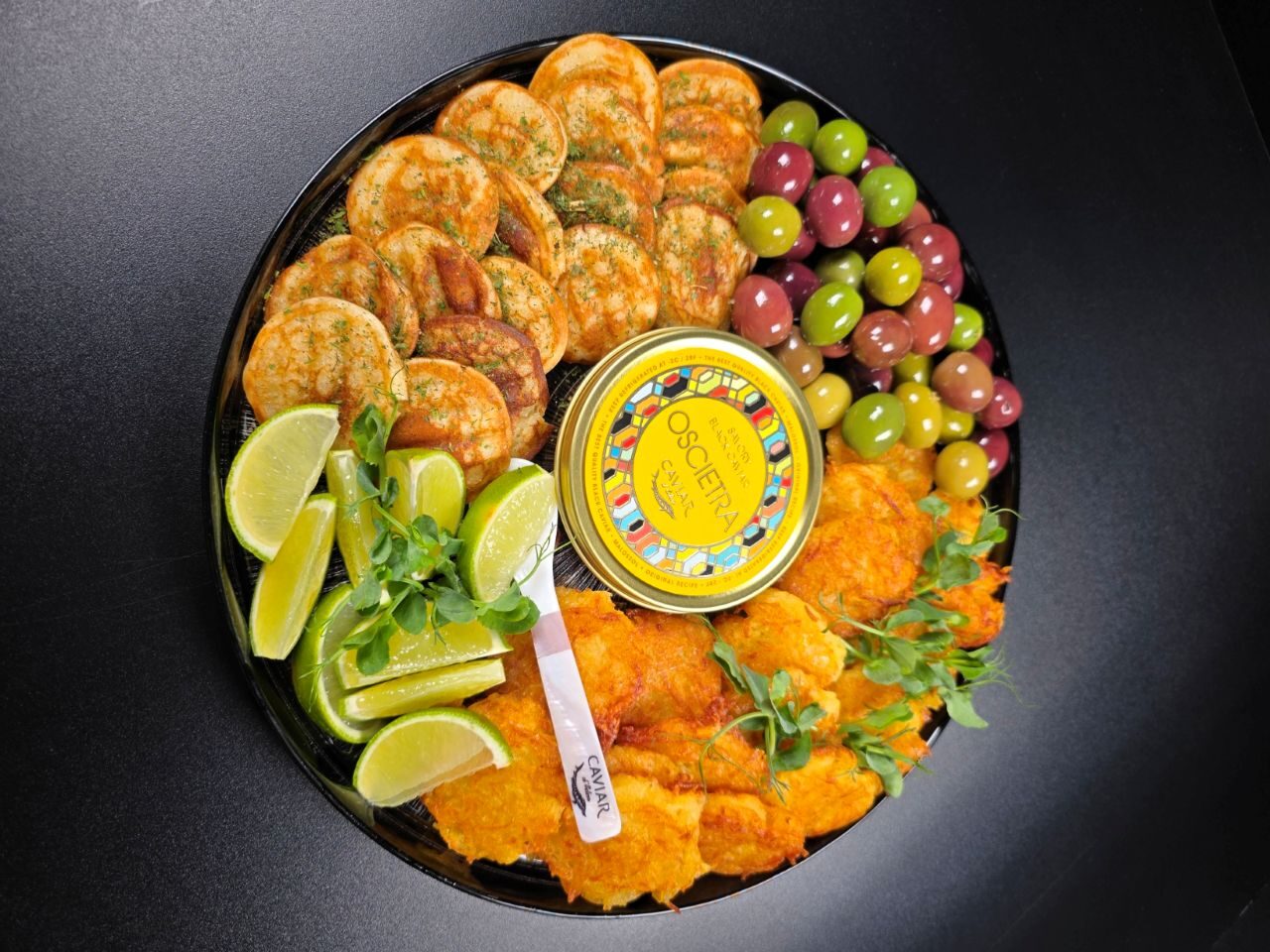 Ekskluzīva kaviāra plate — izsmalcināta garšu un elegances saspēle, kas radīta īpašiem mirkļiem. - Image 6